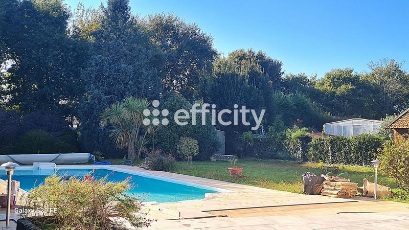 Maison - 153 m² - 5 pièces