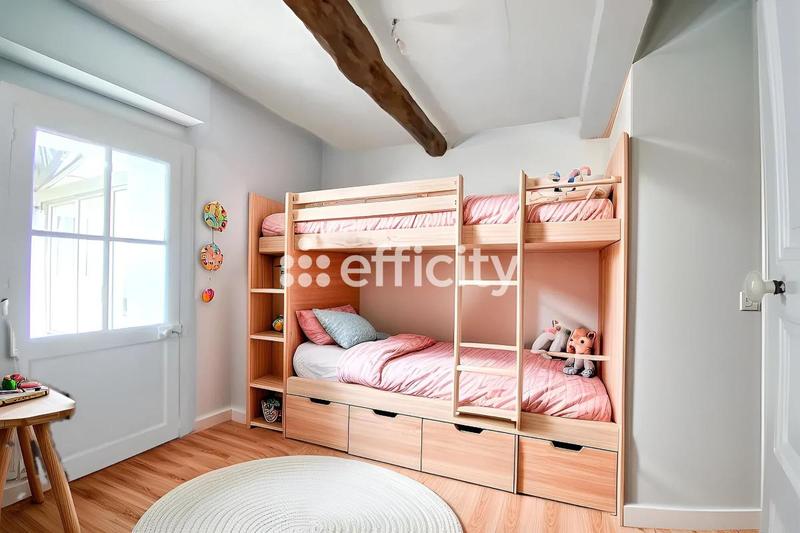 Maison de village - 110 m² - 7 pièces