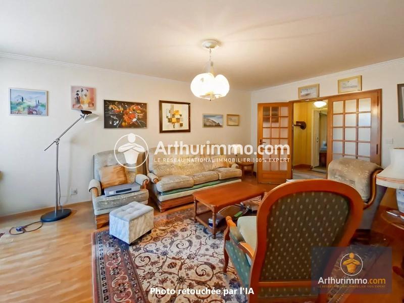 Appartement - 96 m² - 5 pièces
