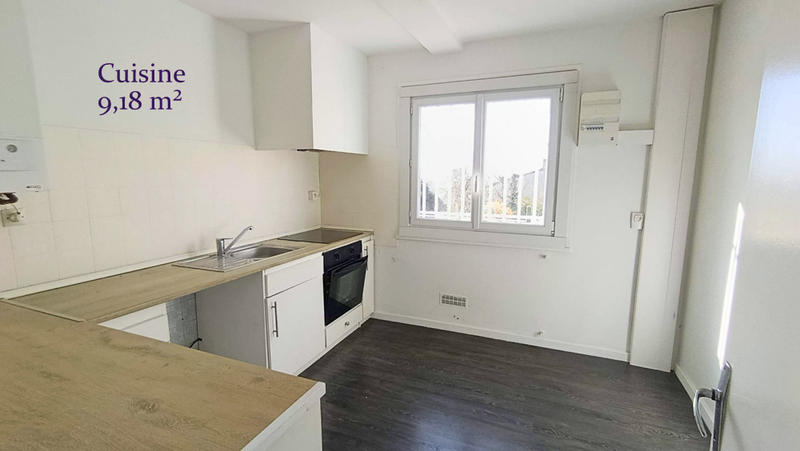 Appartement - 85 m² - 5 pièces