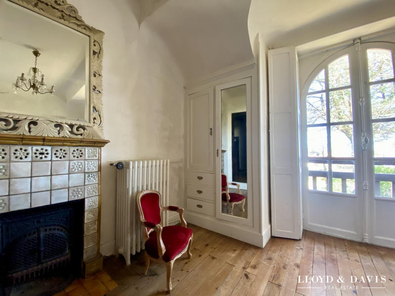 Maison - 200 m² - 7 pièces