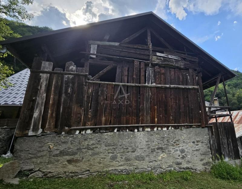 Grange - 70 m² - 3 pièces