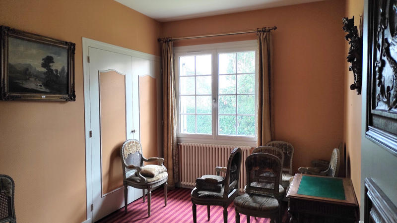 Maison - 222 m² - 6 pièces