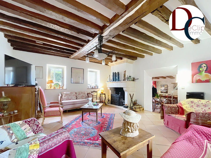 Maison - 226 m² - 8 pièces