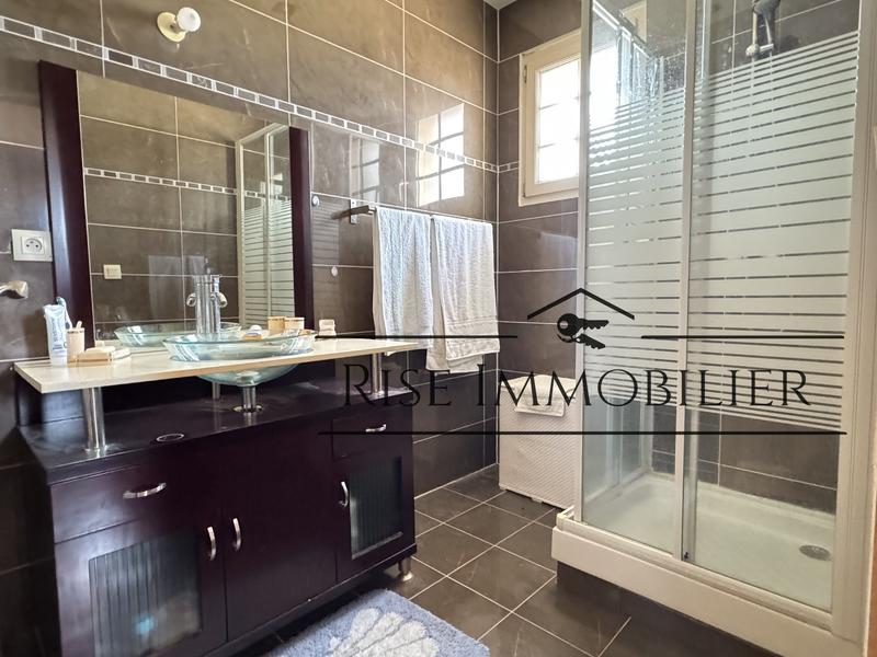 Villa - 163 m² - 5 pièces