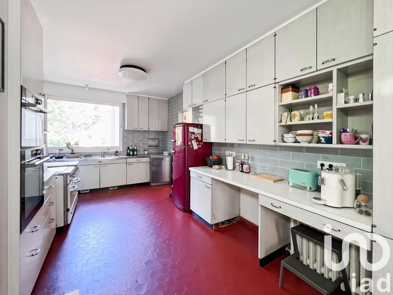 Appartement - 206 m² - 9 pièces