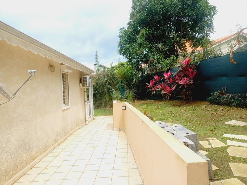 Maison - 96 m² - 4 pièces