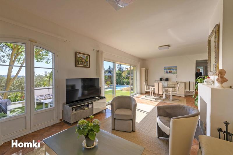 Maison - 180 m² - 6 pièces