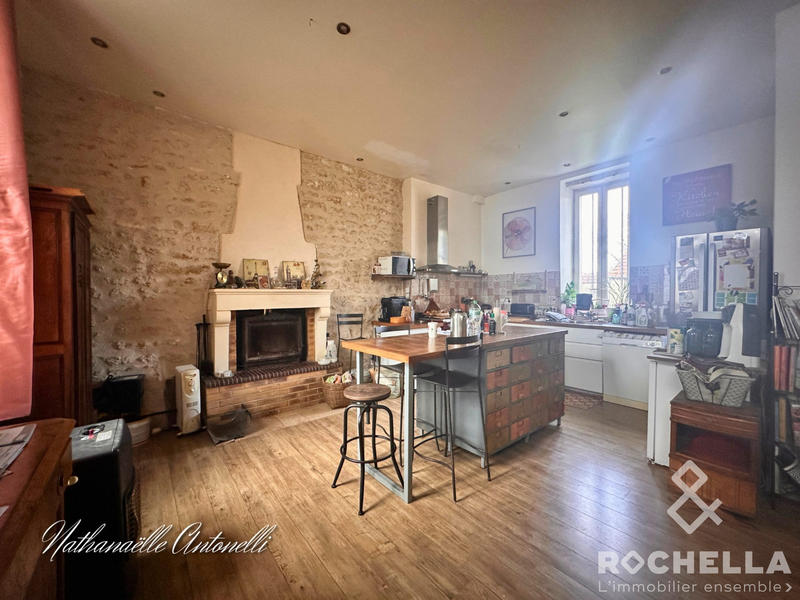 Maison ancienne - 171 m² - 8 pièces