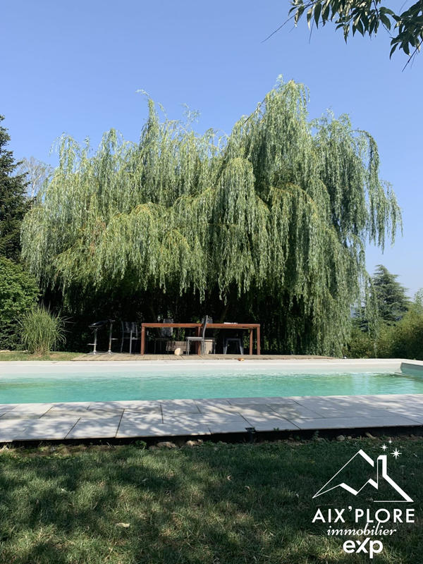 Villa - 187 m² - 6 pièces