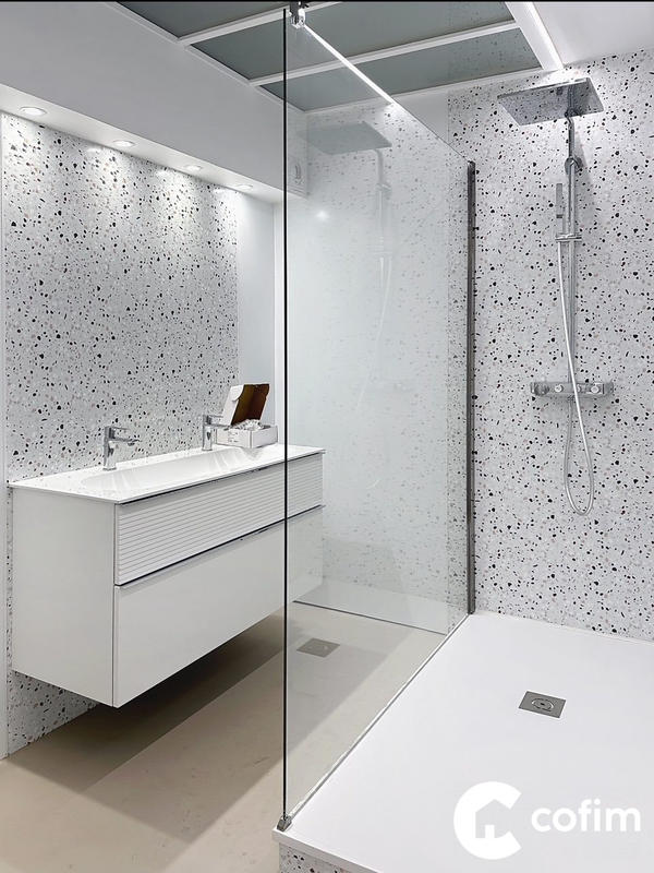 Appartement - 160 m² - 8 pièces