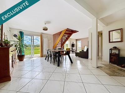 Maison de village - 104 m² - 5 pièces