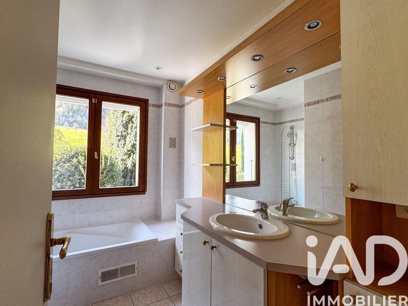 Maison - 113 m² - 5 pièces