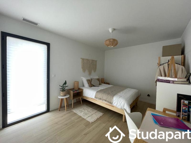 Chambre - 16 m² - 1 pièce