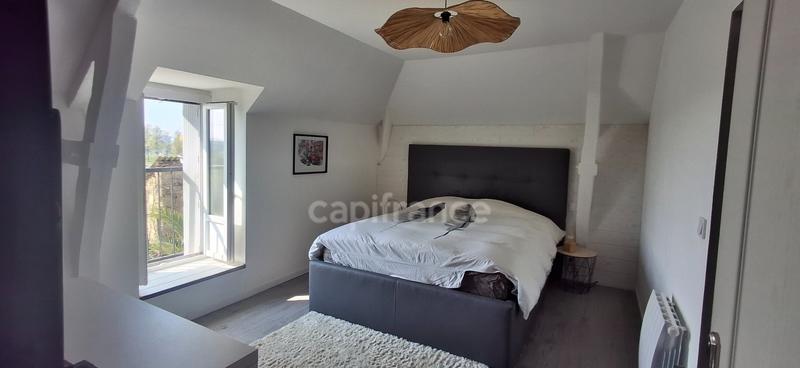 Maison - 137 m² - 6 pièces