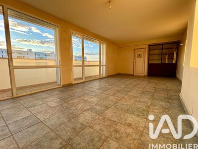 Appartement - 81 m² - 5 pièces