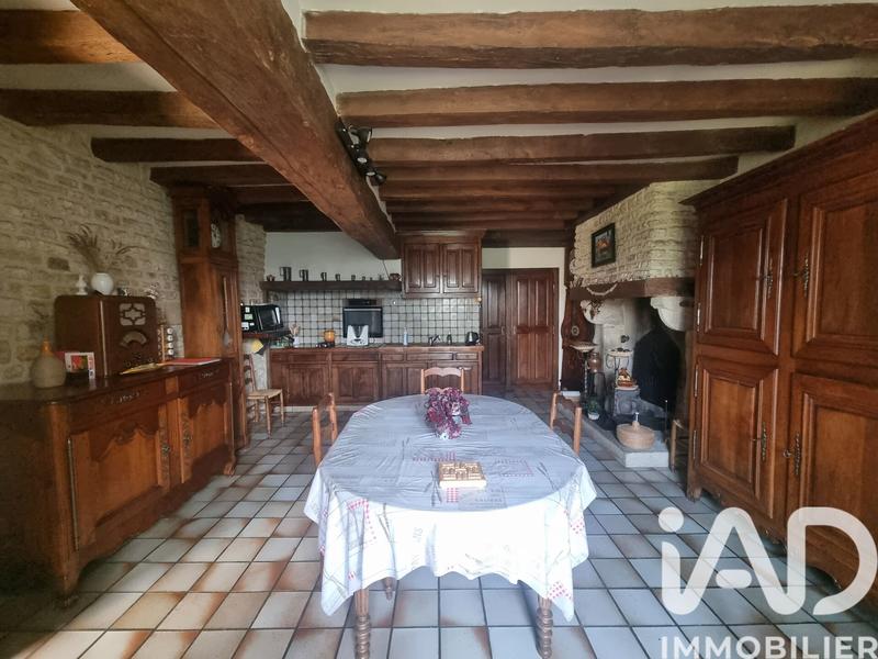 Maison - 254 m² - 6 pièces
