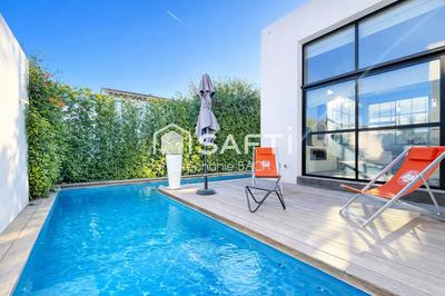 Maison - 160 m² - 5 pièces