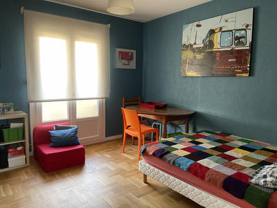 Appartement - 80 m² - 4 pièces