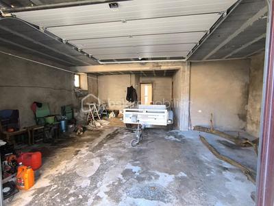 Propriété - 172 m² - 10 pièces