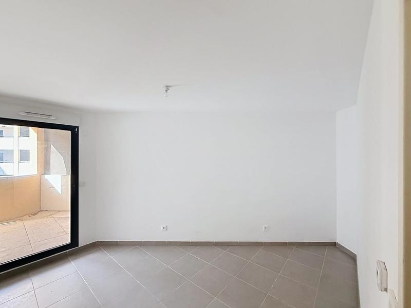 Appartement - 79 m² - 4 pièces