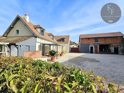 Maison - 210 m² - 6 pièces