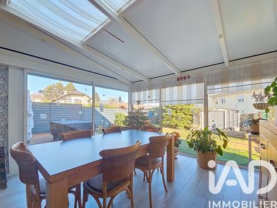 Maison - 102 m² - 4 pièces