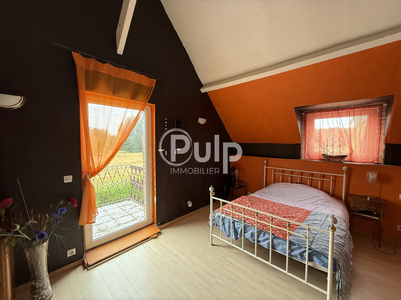 Maison - 340 m² - 10 pièces