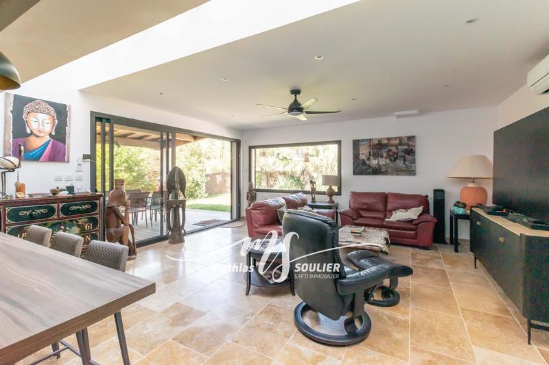 Villa - 400 m² - 14 pièces