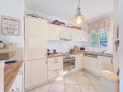 Maison - 102 m² - 4 pièces