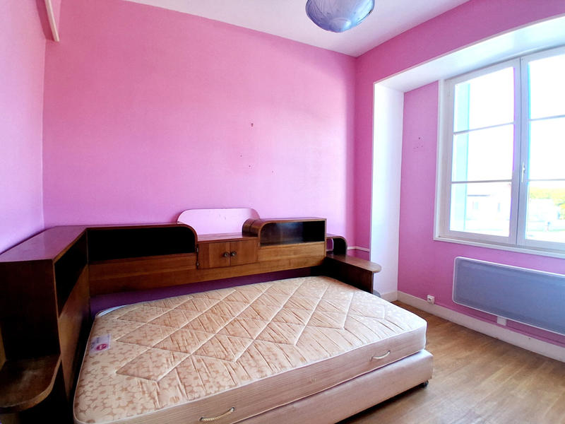 Maison - 215 m² - 8 pièces