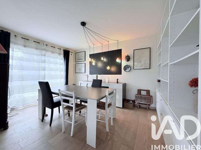 Maison - 162 m² - 9 pièces