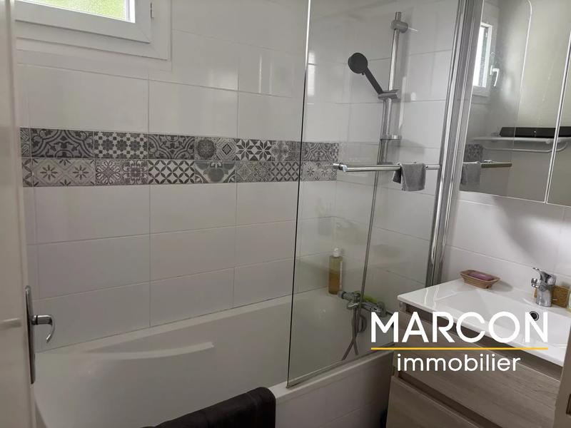 Maison - 91 m² - 5 pièces