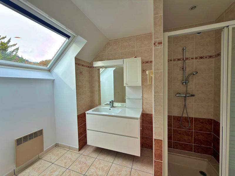 Maison - 152 m² - 6 pièces