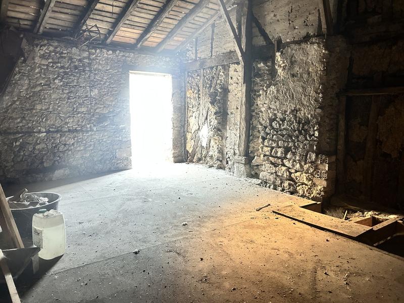 Parking / Garage - 60 m²