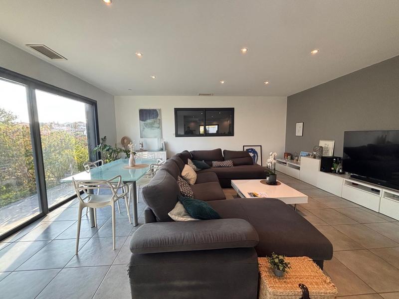 Villa - 150 m² - 4 pièces