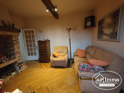 Maison - 87 m² - 5 pièces