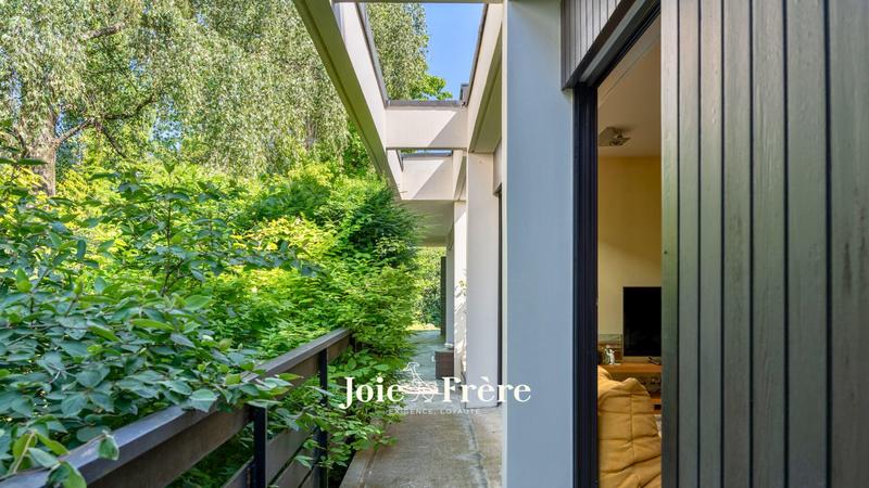 Maison ancienne - 366 m² - 7 pièces