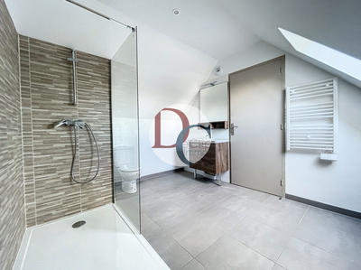 Appartement - 85 m² - 4 pièces