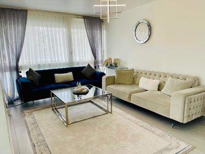 Appartement - 104 m² - 5 pièces