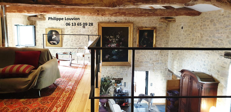 Demeure - 340 m² - 11 pièces