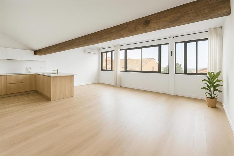 Appartement - 104 m² - 4 pièces