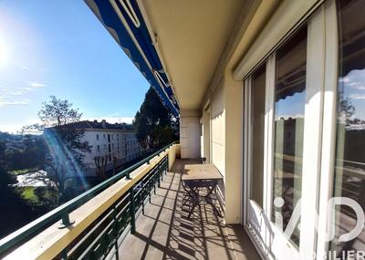 Appartement - 127 m² - 5 pièces