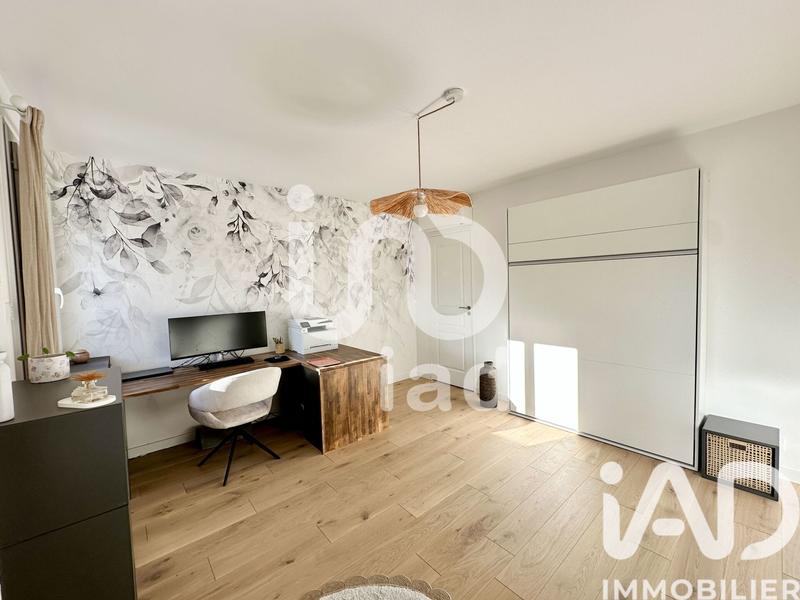 Maison - 204 m² - 8 pièces