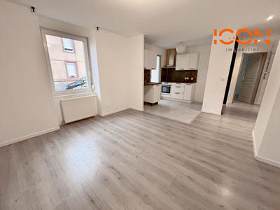 Appartement - 80 m² - 4 pièces