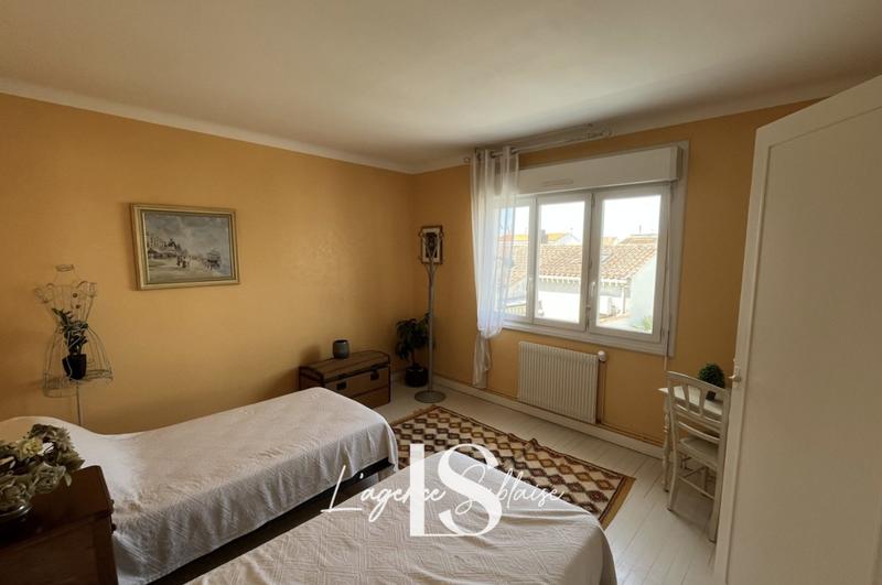 Maison - 187 m² - 6 pièces