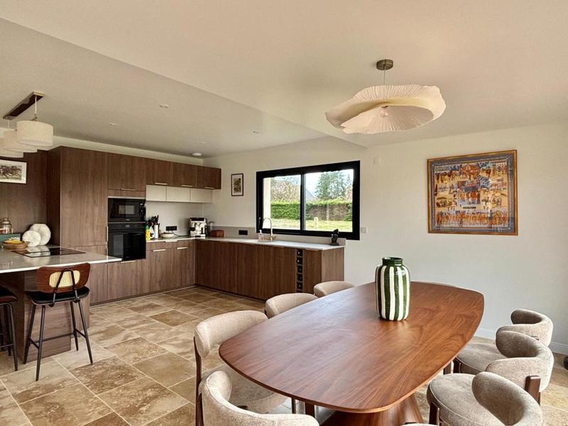 Maison - 163 m² - 4 pièces