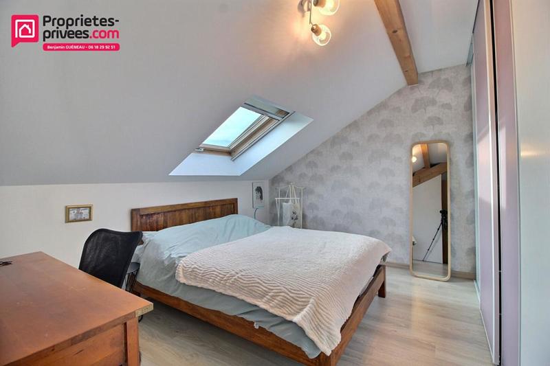 Appartement - 90 m² - 4 pièces