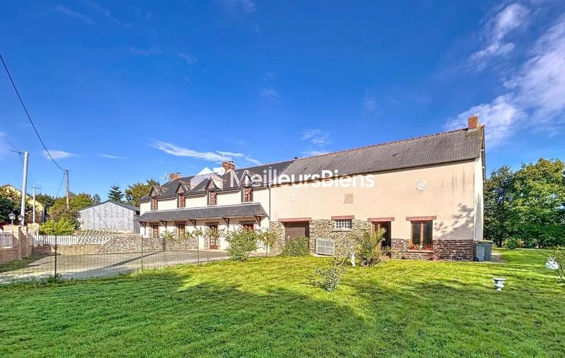 Maison - 230 m² - 10 pièces