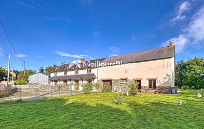 Maison - 230 m² - 10 pièces